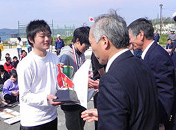 ΐ쌧mti[U[4.7j܂̉삳